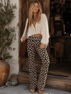 "Main Strip" Women's Elastic Waist Bell Leg Color Block Floral Pants